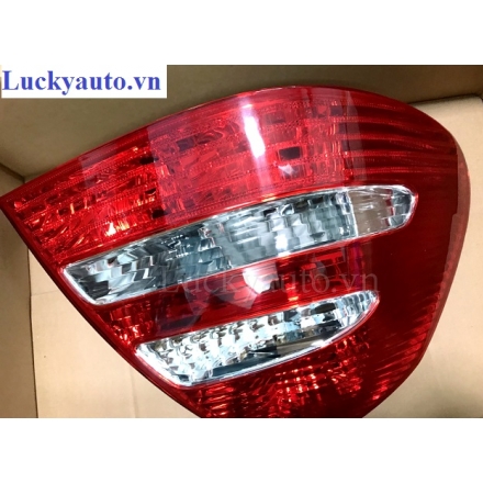 Đèn hậu trái xe Mercedes E240 đời 2005_ 211 820 03 64_ 2118200364